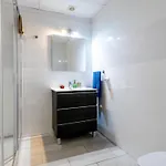 Port Royale 291, Spacious דירה